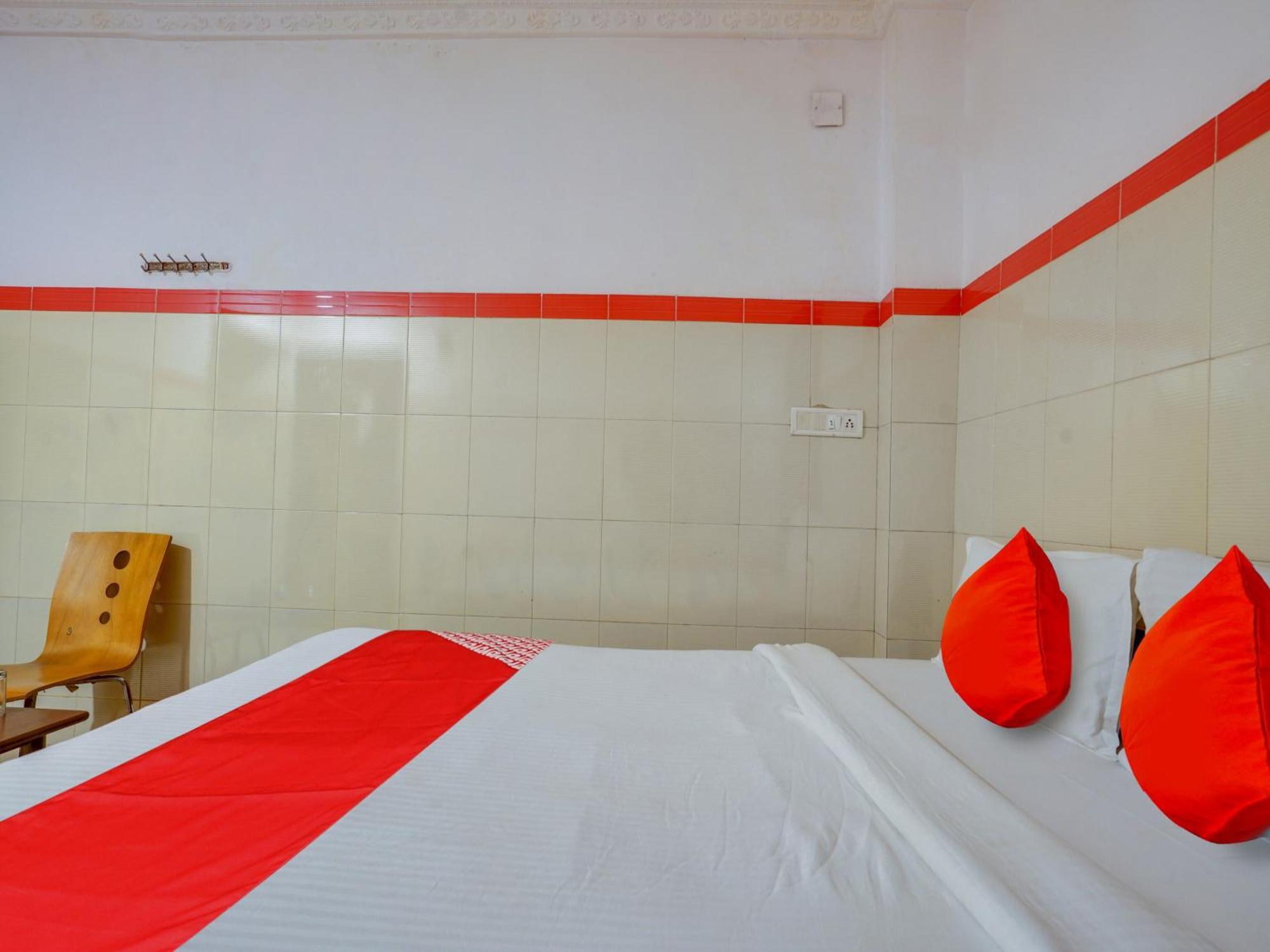 Hotel O Siro Inn Shamshabad Exterior foto